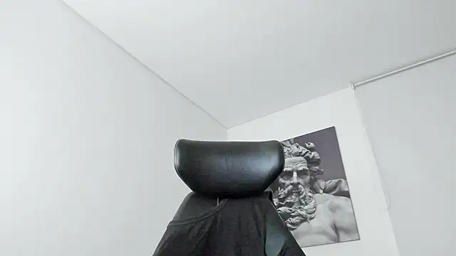 simonleon27 online show from 17, 6, 2026