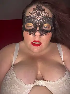 Snapshot of bella2399 chatting on 18, 6, 2026 bella2399 online show from 18, 6, 2026