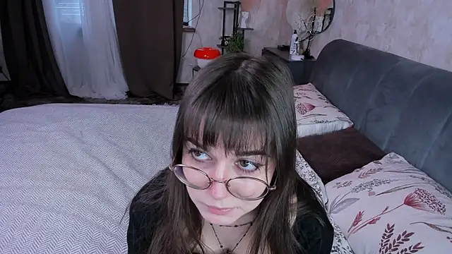LaelIvie online show from 30, 4, 2026