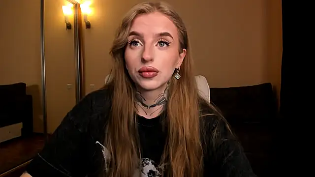 Snapshot of harley_kimm chatting on 16, 4, 2026 harley kimm online show from 16, 4, 2026