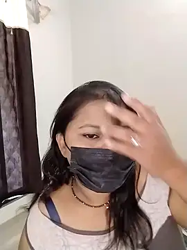 Snapshot of Hoty_bhabii chatting on 20, 4, 2026 Hoty bhabii online show from 20, 4, 2026