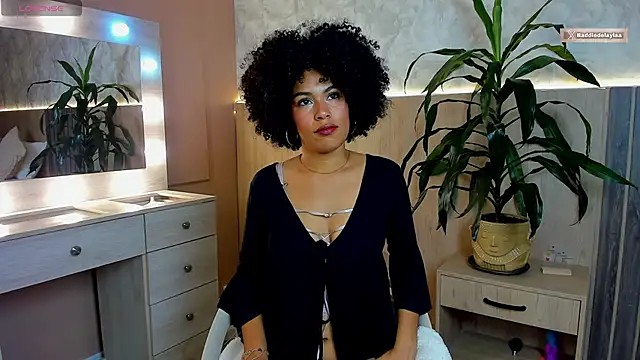 Snapshot of baddie_delaylaa chatting on 6, 5, 2026 baddie delaylaa online show from 6, 5, 2026