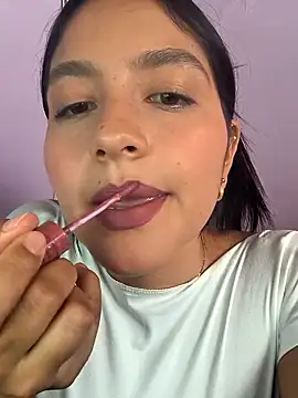 SophiaCastro09  online show from 18, 4, 2026
