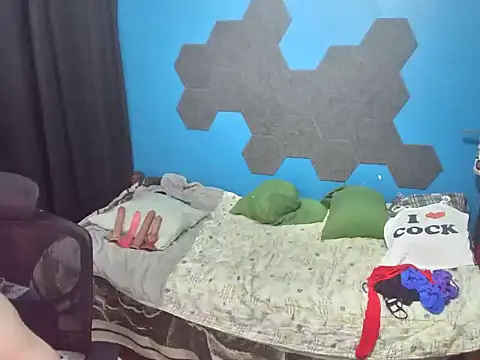 MachoPutito online show from 10, 10, 2025