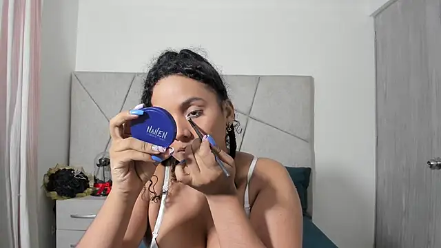 VeraBellucci online show from 7, 4, 2026