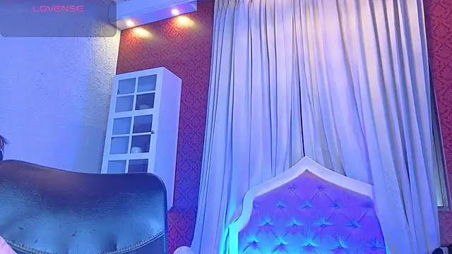 KristinaGriner online show from 11, 6, 2026