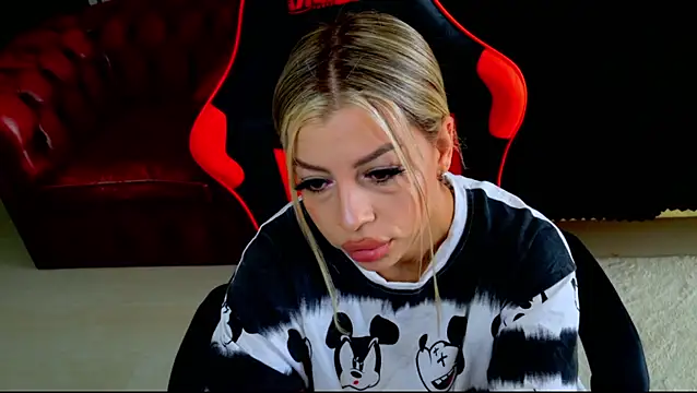 Ohh Nicole online show from 7, 4, 2026