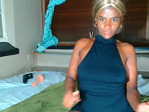 CaramelCandyxx online show from 28, 4, 2026