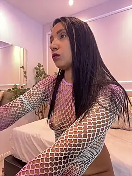 Snapshot of maia_lion chatting on 28, 5, 2026 maia lion online show from 28, 5, 2026