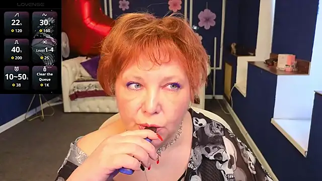 Kira Kingslee online show from 4, 5, 2026