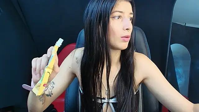 jazminswee online show from 1, 5, 2026