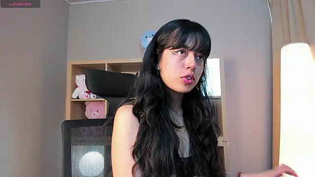 Saphyralux online show from 24, 6, 2026
