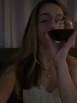 CamilaaLove online show from 28, 3, 2026