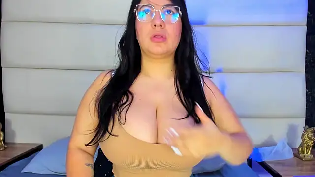 Snapshot of alice_morris77 chatting on 15, 4, 2026 alice morris77 online show from 15, 4, 2026