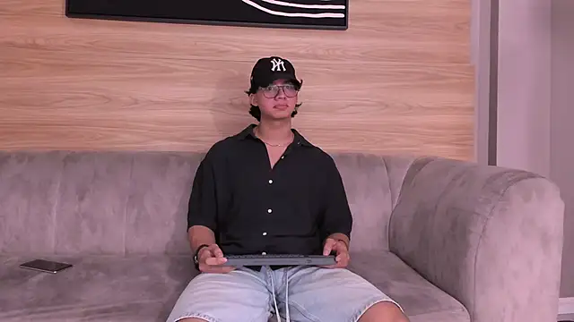 axxel body online show from 30, 3, 2026