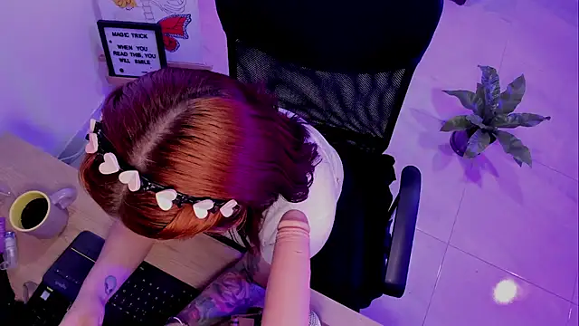 julieta alveez online show from 13, 5, 2026