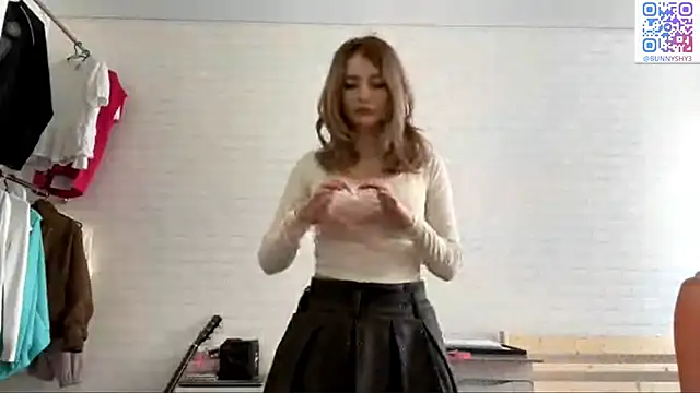 CassiPlacido online show from 24, 4, 2026