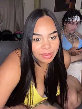 lunaa love online show from 2, 6, 2026