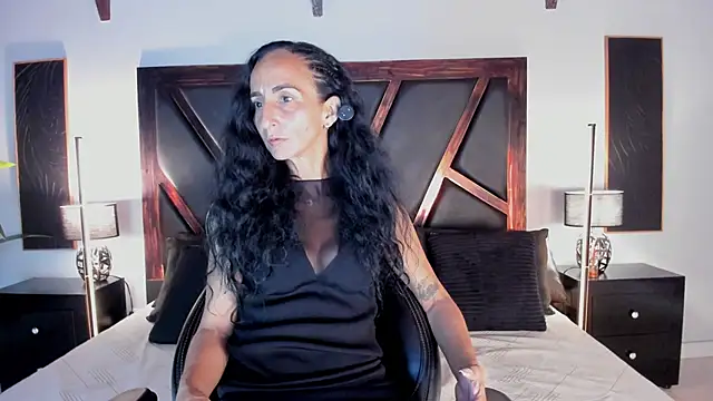 Snapshot of SamanttaLopez chatting on 10, 4, 2026 SamanttaLopez online show from 10, 4, 2026