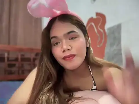 yourhotwild bella online show from 17, 4, 2026