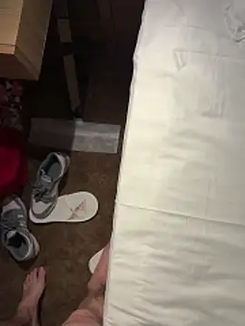 Snapshot of icemanhotwomen chatting on 28, 3, 2026 icemanhotwomen online show from 28, 3, 2026