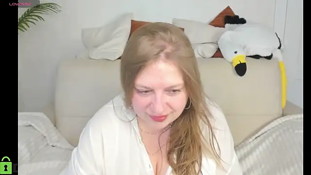 Snapshot of CleoXotie chatting on 15, 6, 2026 CleoXotie online show from 15, 6, 2026