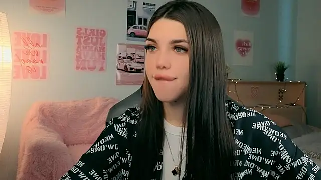 molly rettyy online show from 30, 4, 2026