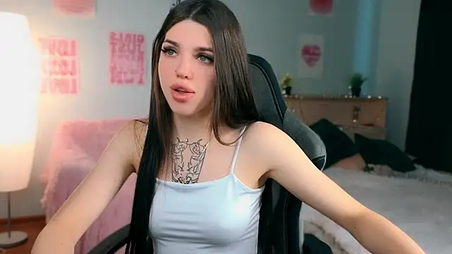 molly rettyy online show from 12, 6, 2026