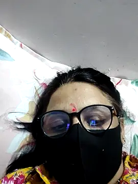 purvi46 online show from 23, 4, 2026
