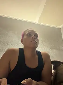 SHY QUINN online show from 12, 4, 2026