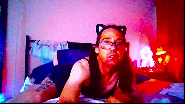 courtney1982 online show from 6, 4, 2026