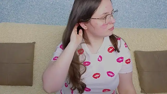 Snapshot of SofiDreamm chatting on 28, 5, 2026 SofiDreamm online show from 28, 5, 2026