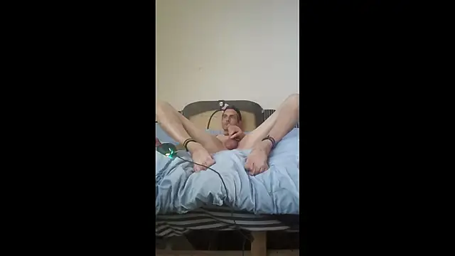 NakedBoyTime online show from 19, 5, 2026