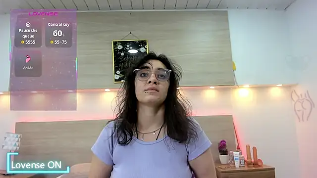 Ellaa honey online show from 11, 4, 2026