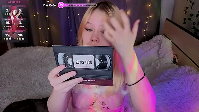 Snapshot of unburnedgirl chatting on 15, 4, 2026 unburnedgirl online show from 15, 4, 2026