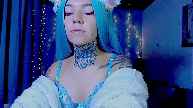 LannieGonzales online show from 21, 4, 2026
