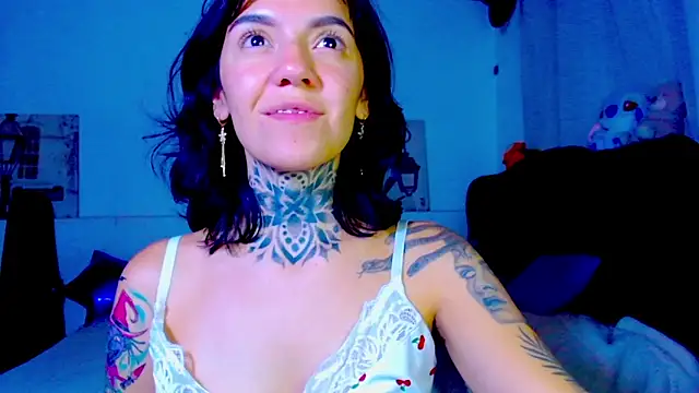 LannieGonzales online show from 14, 5, 2026