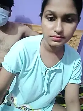 Snapshot of Jerin_Couple61 chatting on 12, 7, 2026 Jerin Couple61 online show from 12, 7, 2026