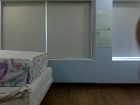 lefleur1986 online show from 23, 4, 2026