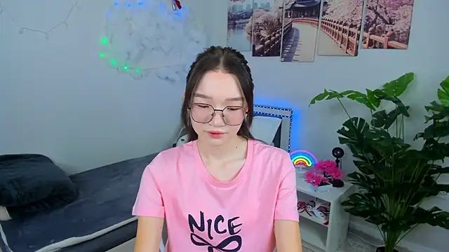 Snapshot of syuri_sun chatting on 16, 6, 2026 syuri sun online show from 16, 6, 2026