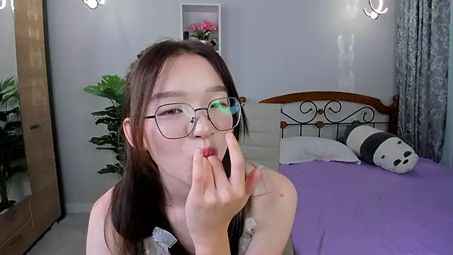 Snapshot of syuri_sun chatting on 30, 6, 2026 syuri sun online show from 30, 6, 2026