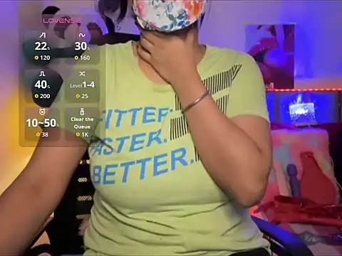 Snapshot of dilsheen_kaur_live chatting on 8, 5, 2026 dilsheen kaur live online show from 8, 5, 2026
