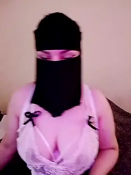 Queen Lola online show from 6, 5, 2026