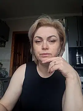 SylvieGold453 online show from 1, 5, 2026