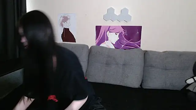 zxcouple online show from 13, 4, 2026