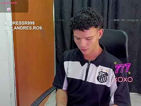 Snapshot of sebascuterouss chatting on 30, 4, 2026 sebascuterouss online show from 30, 4, 2026