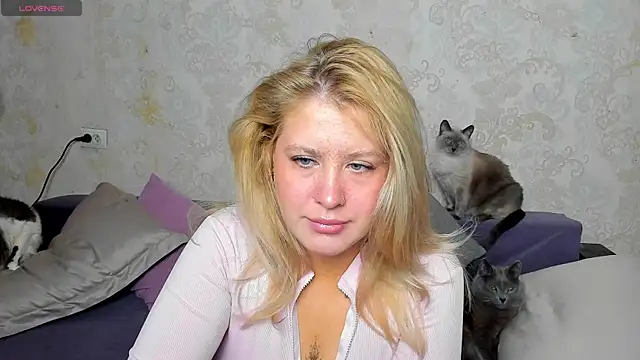 Simply Alex online show from 18, 5, 2026