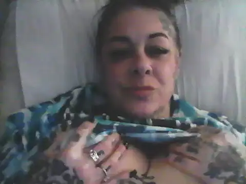 Kitty bang online show from 22, 4, 2026