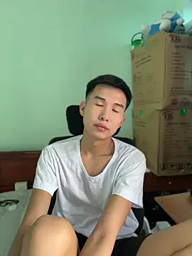 tuanhip online show from 15, 4, 2026