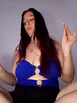 EmmaWillow online show from 20, 4, 2026